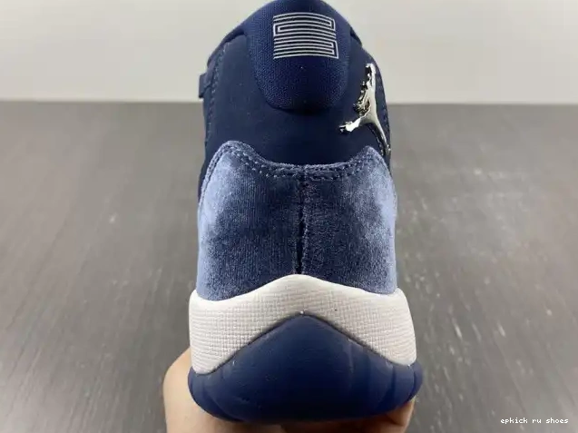 Rep AR0715-441 Velvet Midnight WMNS Navy Jordan 11 Air 0520